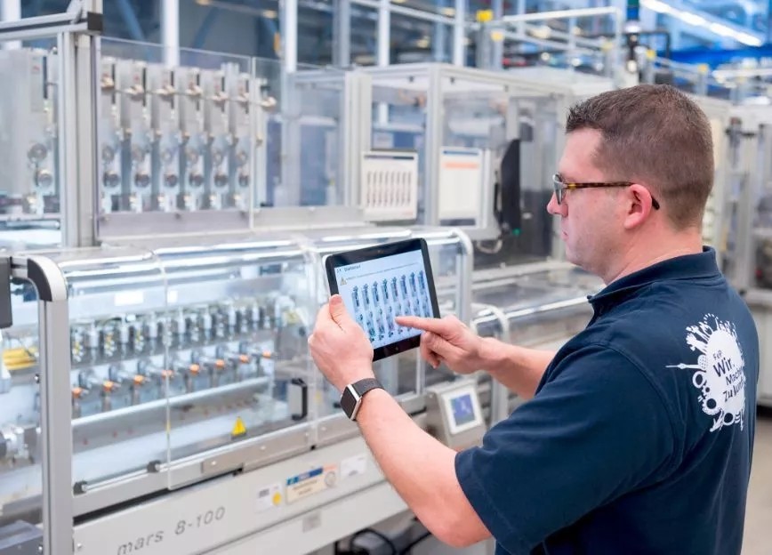 1554952232107119.jpg 2.webp.jpg